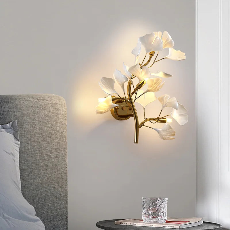Elegant Ginkgo Leaf LED Wall Lamp for Modern Living Spaces