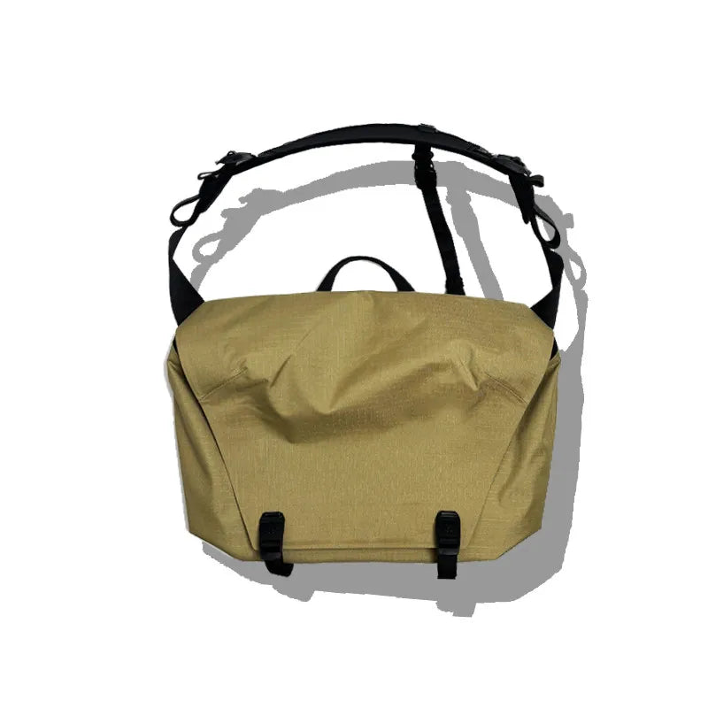 Granville10 N400r-AC2 Waterproof Messenger Bag for Daily Commuting