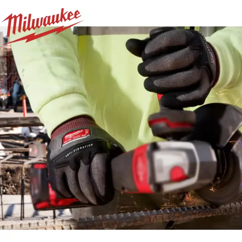 Milwaukee Anti-Vibration Cut Level 4 Nitrile Dipped Gloves - XL/L/M