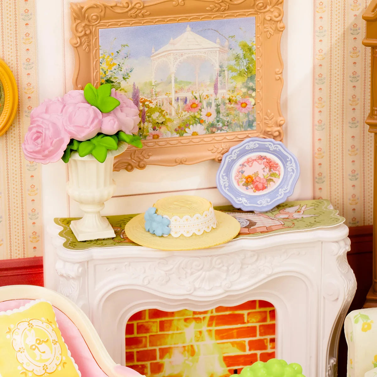 Rolife DIY Miniature Courtyard Kit - Perfect Gift for All Ages