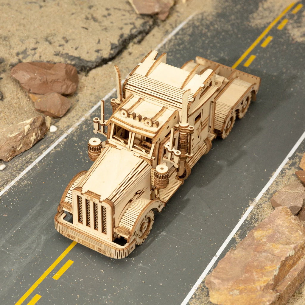 Robotime 3D Wooden Classic Car Model Building Kit - Vintage Design