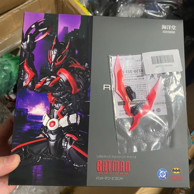 Revoltech Batman Beyond Action Figure - Dynamic Poseable Model