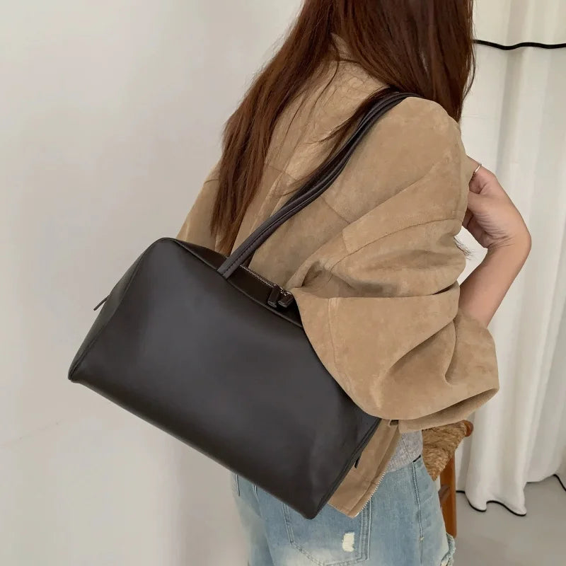 Trendy Sheepskin Leather Shoulder Bag - Versatile Underarm Crossbody