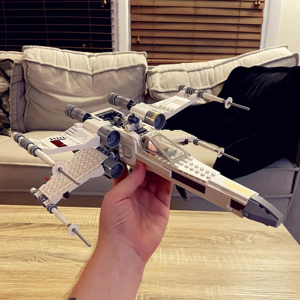 Galaxy Space Fighter Building Block Set - Creative Fun for Kids