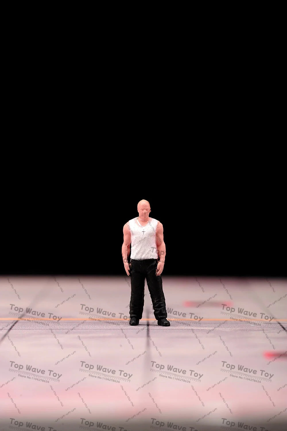 Creative Miniature Painted Figures for Car Model Photography