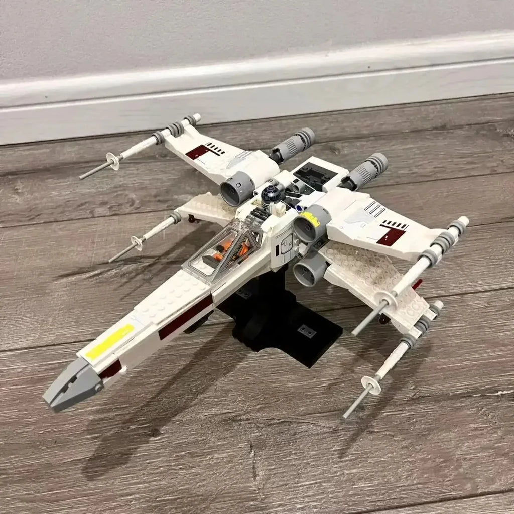 490PCS MOC75301 X-Wing Fighter Building Blocks - Fun for All Ages!