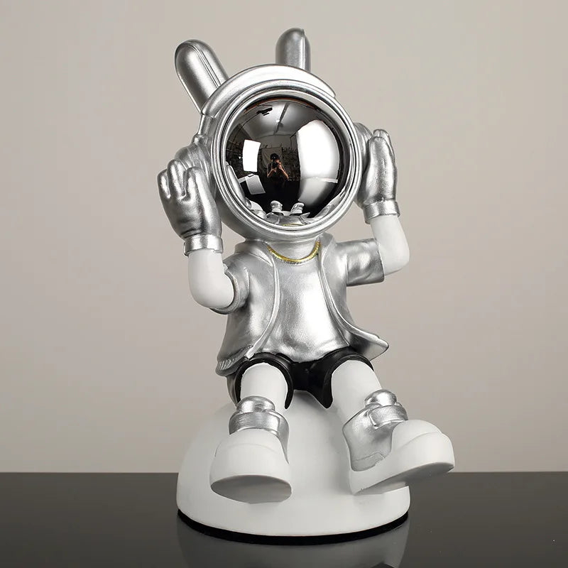 Eye-Catching Astronaut Bookend - Decorative & Functional Desk Accessory