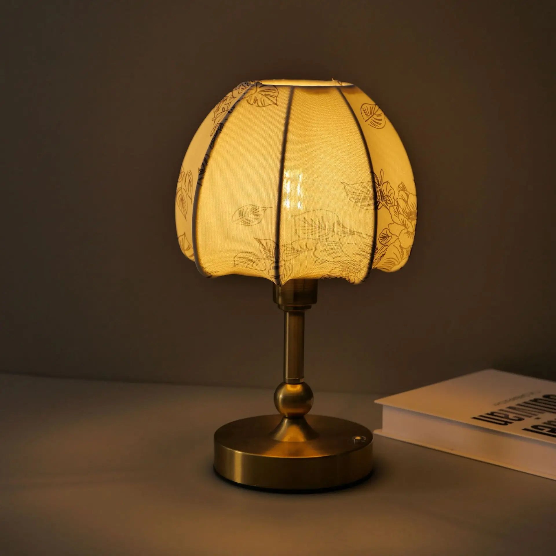 Modern Retro LED Table Lamp - Stylish Home Decor for Bedroom & Living Room
