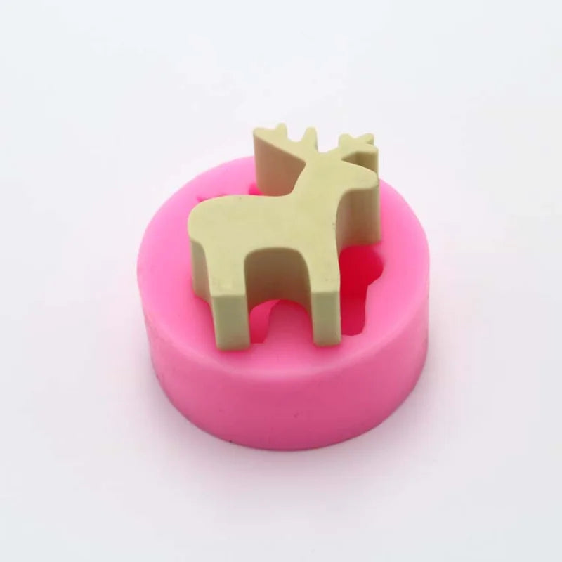 DIY Christmas Elk Candle Silicone Mold for Creative Crafts