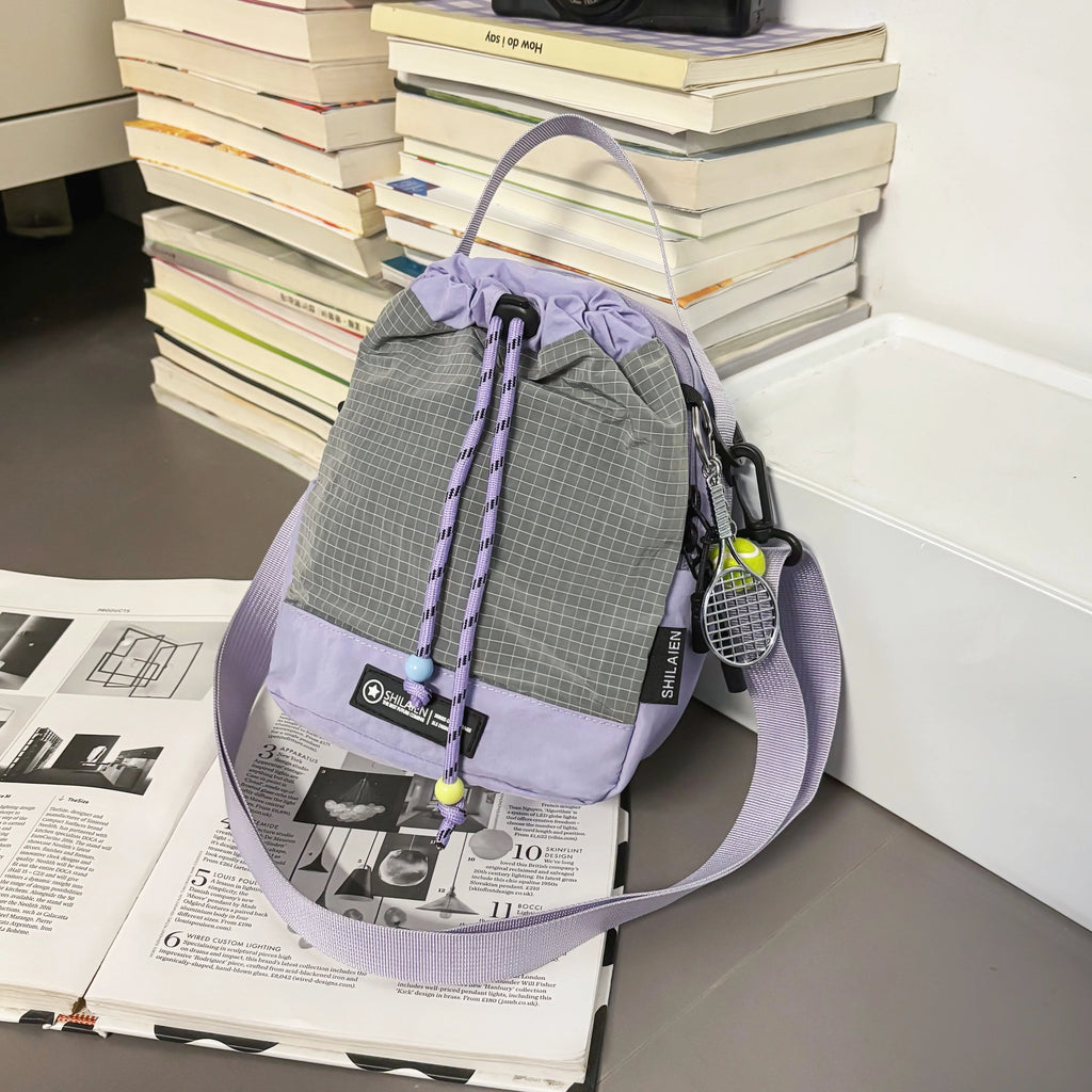 Stylish Lightweight Crossbody Bag for Outdoor Activities