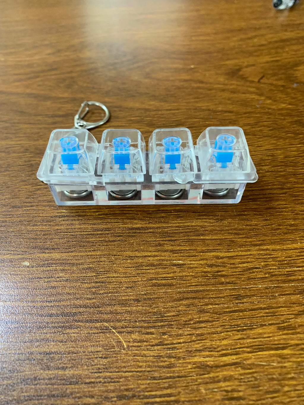 Fingertip Gyro LED Keychain - Fun Decompression Toy & Desk Decor