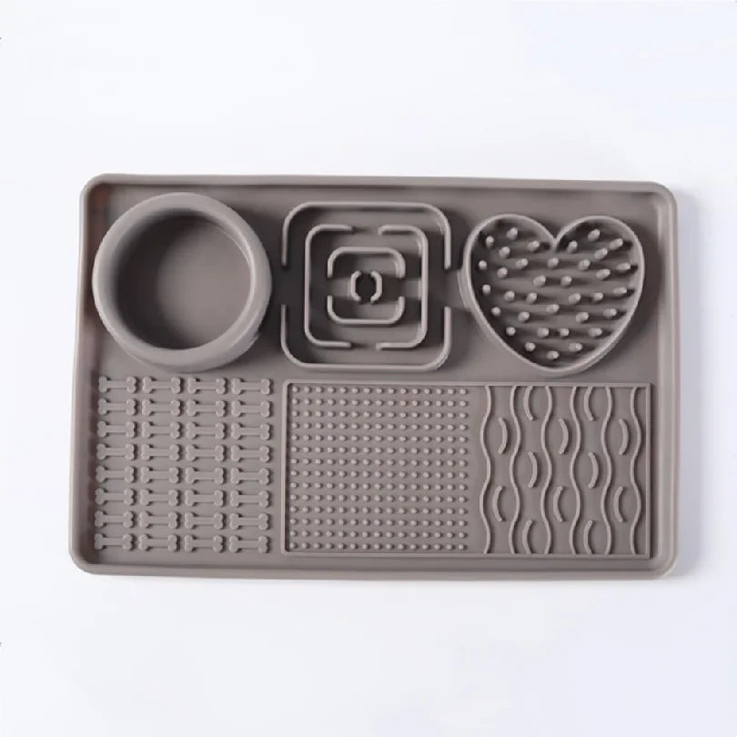Interactive Silicone Pet Licking Mat for Dogs & Cats | Slow Feeder