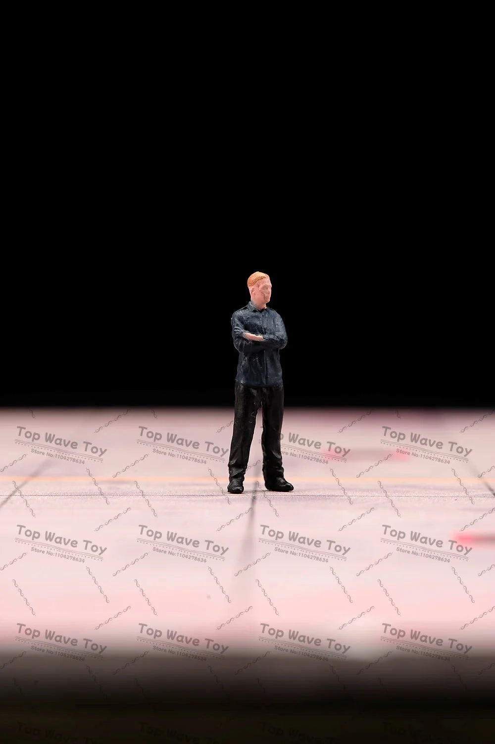 Creative Miniature Painted Figures for Car Model Photography