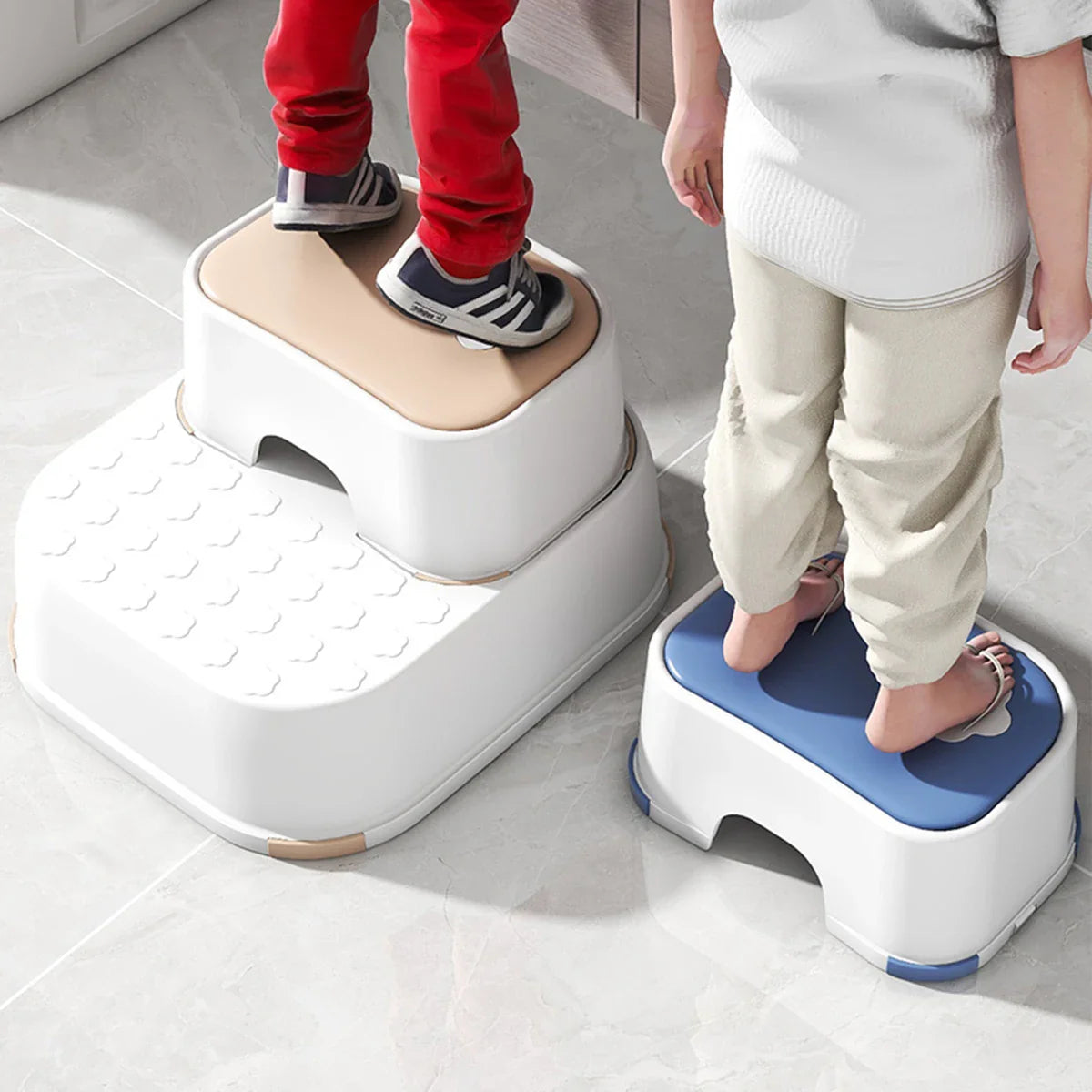 Safe & Sturdy Non-Slip Step Stool for Kids' Potty Training