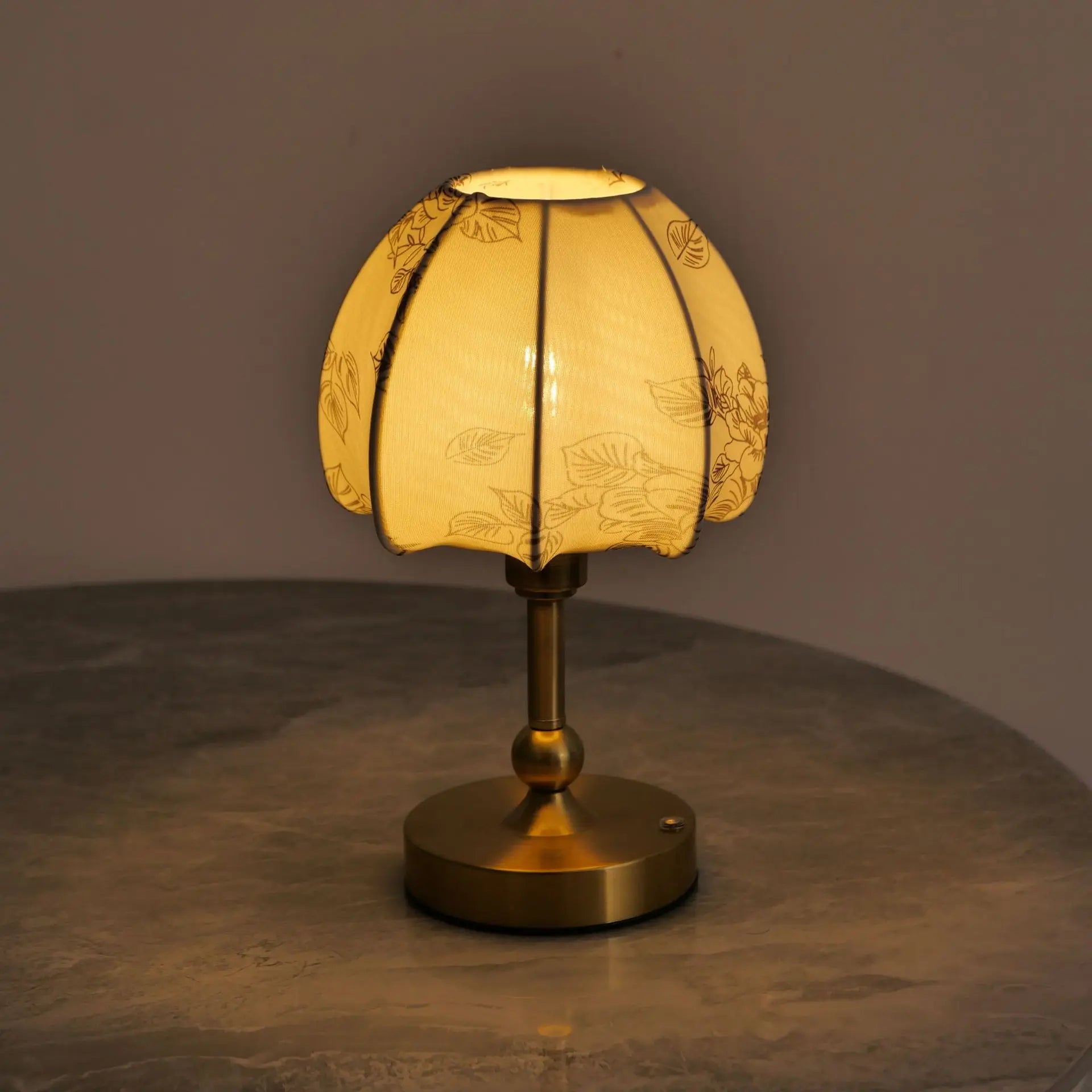 Modern Retro LED Table Lamp - Stylish Home Decor for Bedroom & Living Room
