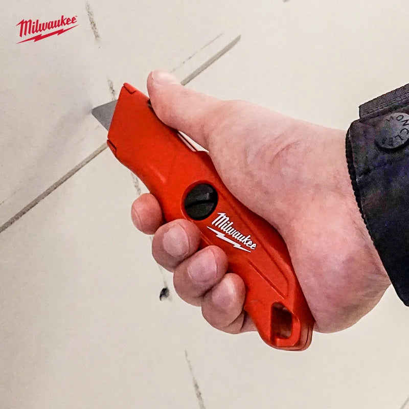 Milwaukee Self-Retracting Safety Knife - Ultimate Cutting Tool