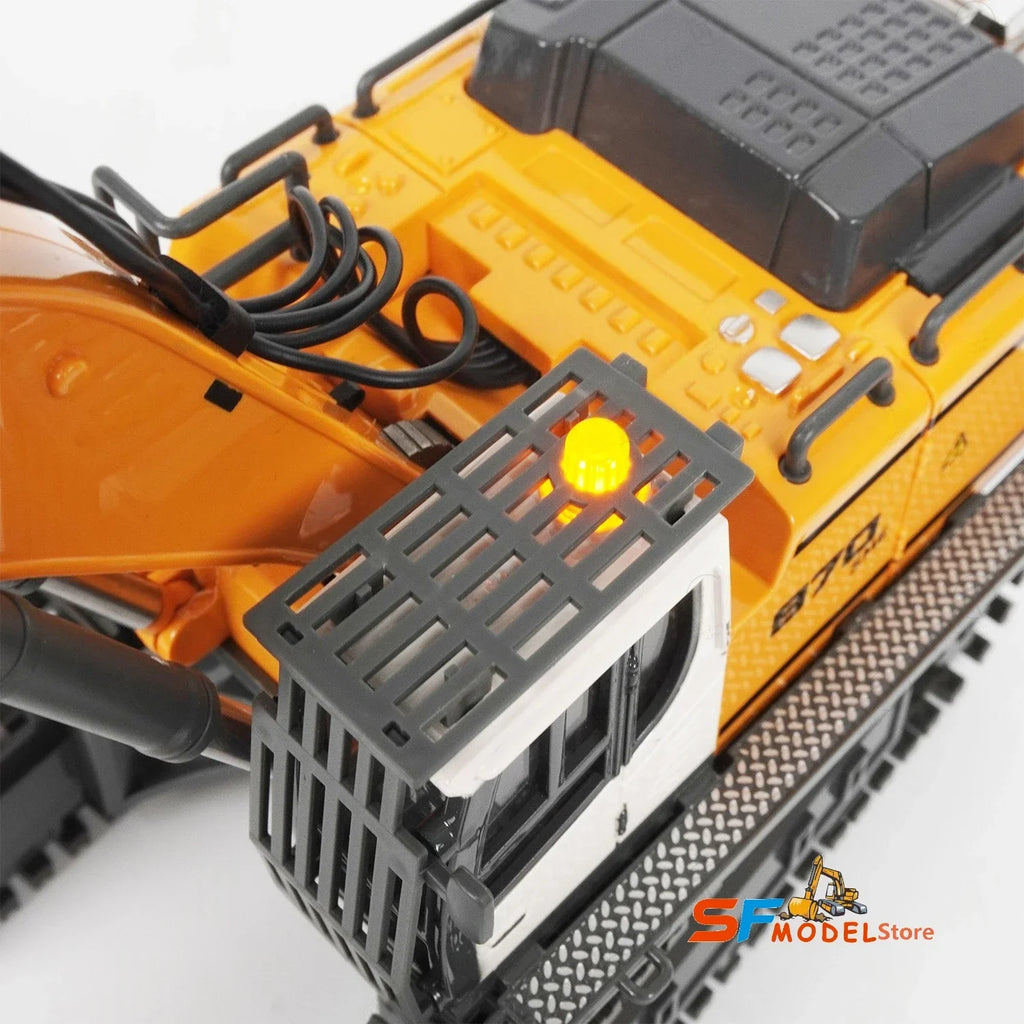 Mini RC Excavator Loader 1/50 - Realistic Fun with Lights & Sounds