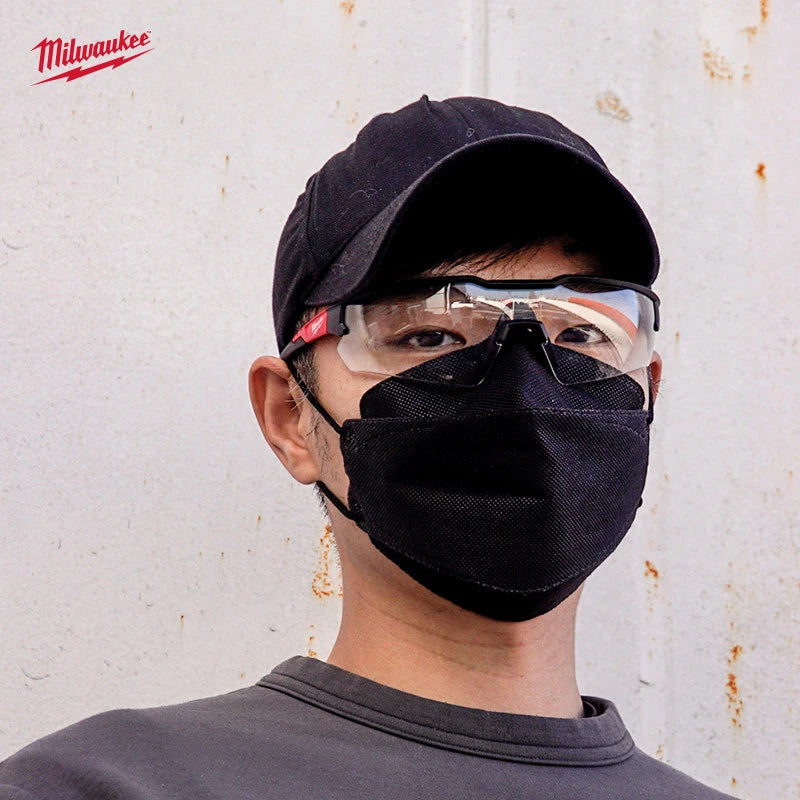 Milwaukee Safety Goggles - Anti-Fog, Scratch-Resistant, UV Protection