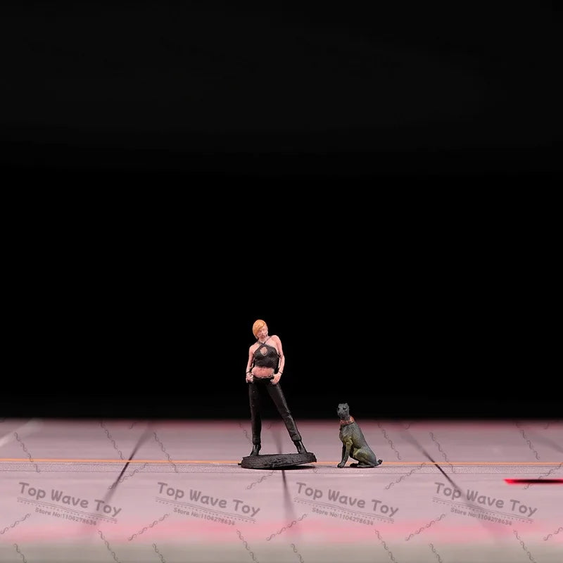 Creative Miniature Painted Figures for Car Model Photography