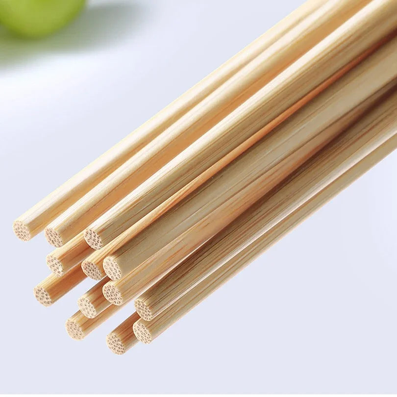 Eco-Friendly Bamboo Chopsticks Set - Unpainted & Anti-Slip - 5/10 Pairs