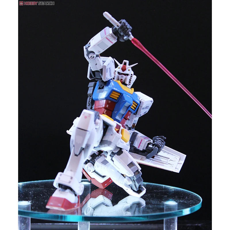 Bandai MG 1/100 RX-78-2 Gundam Model Kit - Action Figure Toy