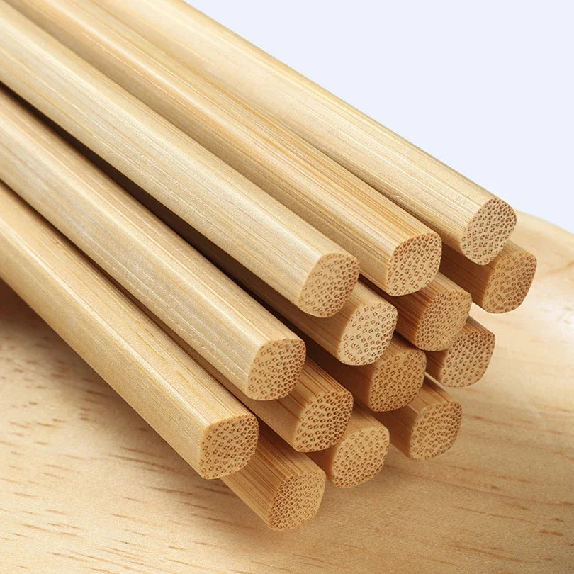 Eco-Friendly Bamboo Chopsticks Set - Unpainted & Anti-Slip - 5/10 Pairs