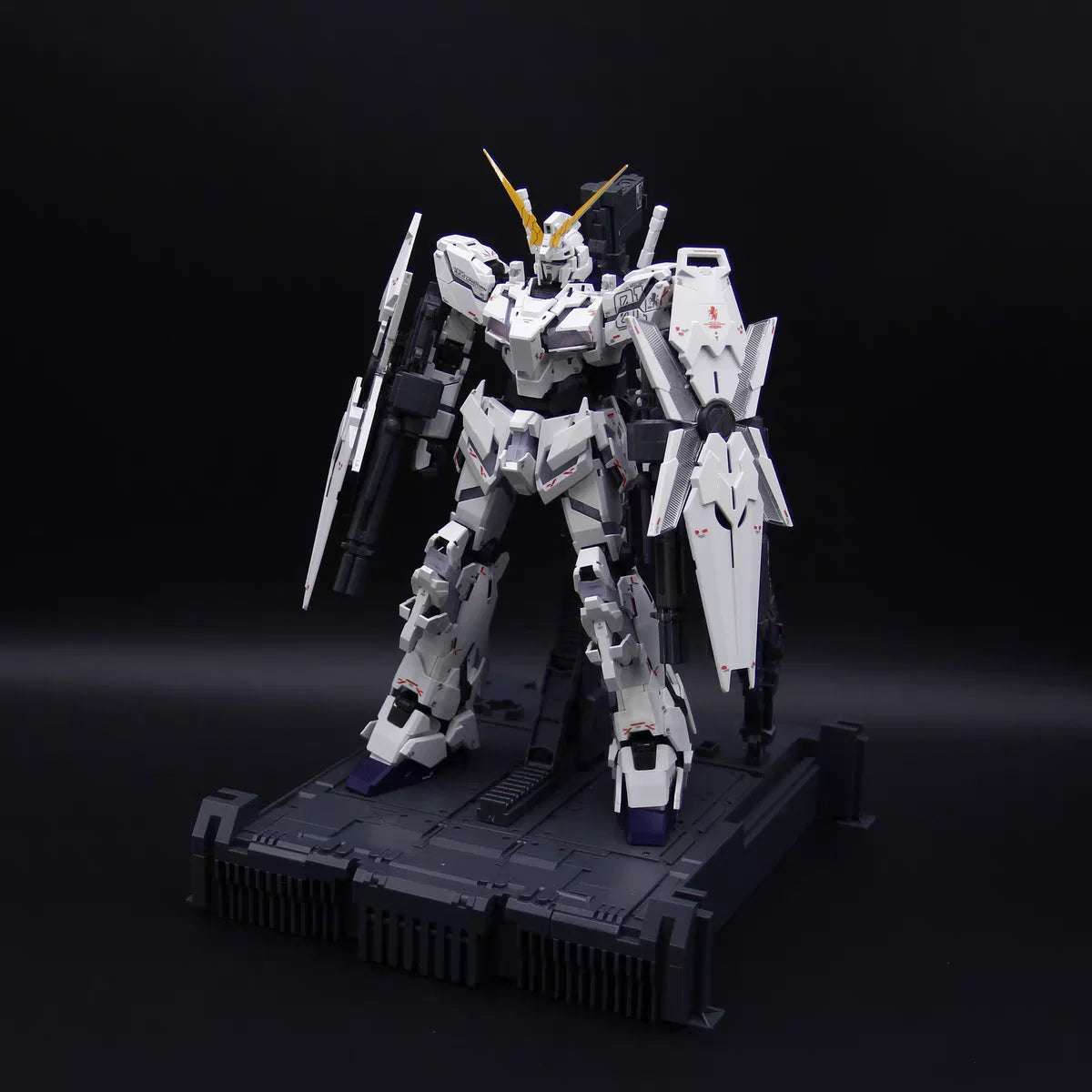Shenshou MGEX RX-0 Unicorn Mecha Model Kit - Ultimate Customization