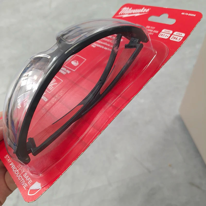 Milwaukee Clear Performance Safety Glasses - Fog-Free & Anti-Scratch