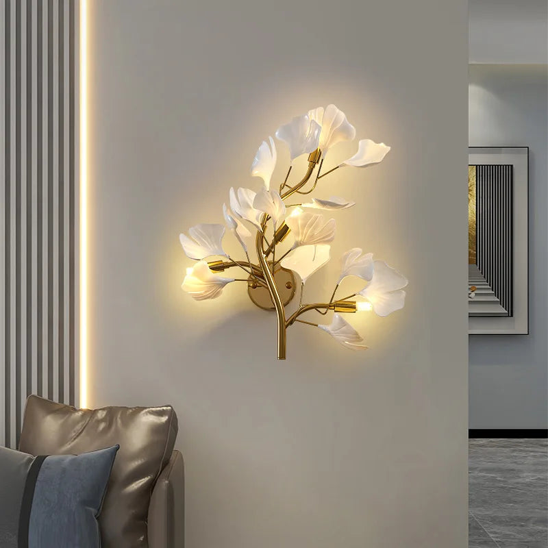 Elegant Ginkgo Leaf LED Wall Lamp for Modern Living Spaces