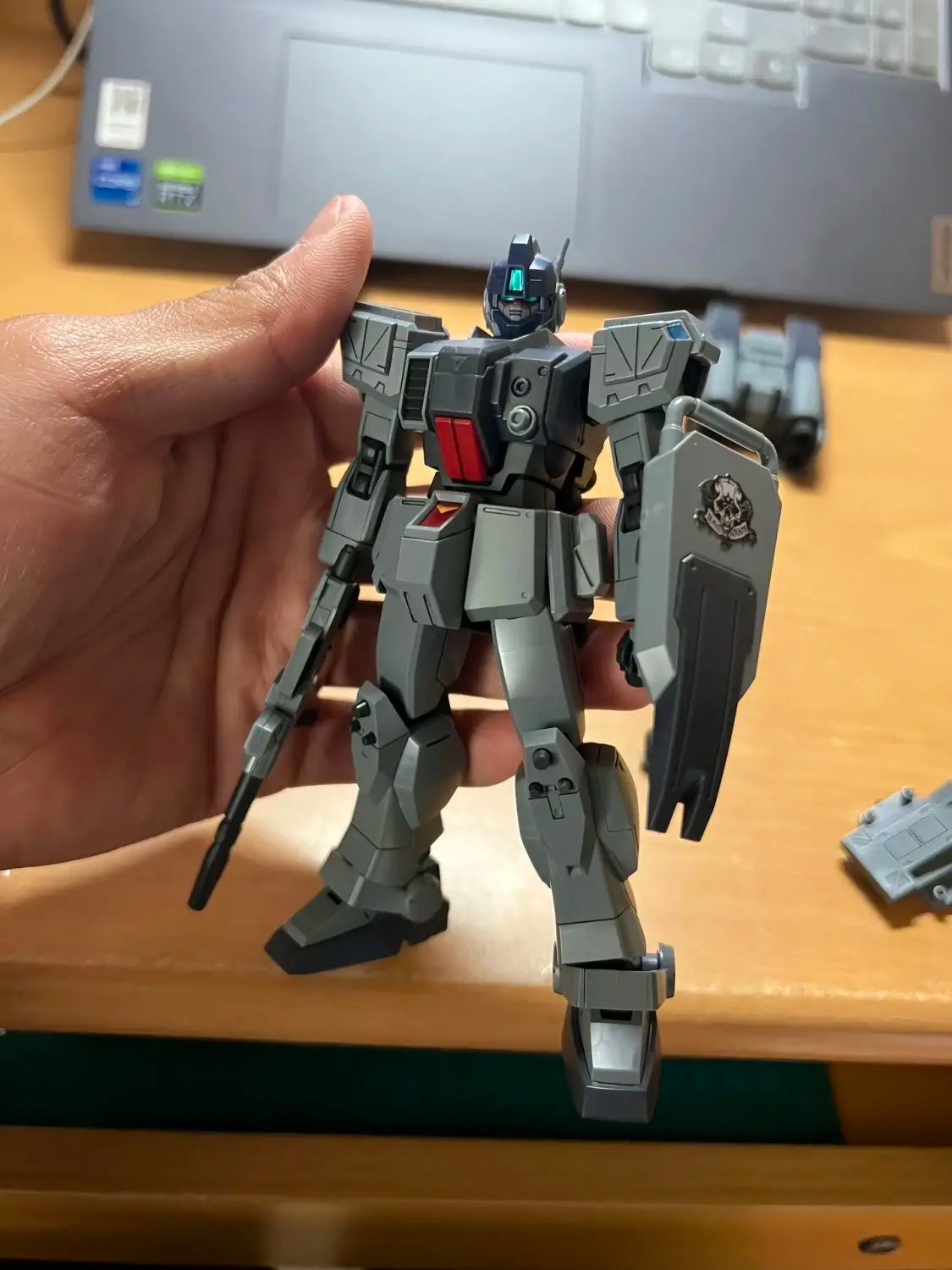 KUKU RX-79G SW Slave Wraith Assembly Model Kit - Action Figure