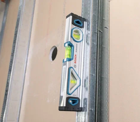 Bosch 25 cm & 60 cm Professional Spirit Levels - Accurate & Durable