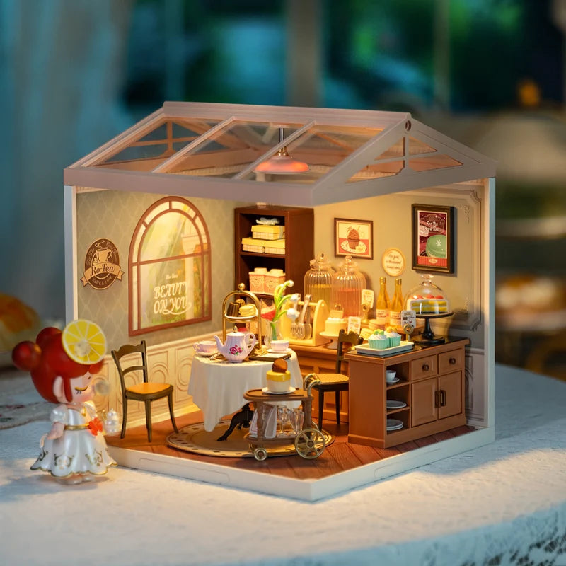 Robotime Rolife Super Creator Dollhouse Building Blocks - Yum Burgers Bar
