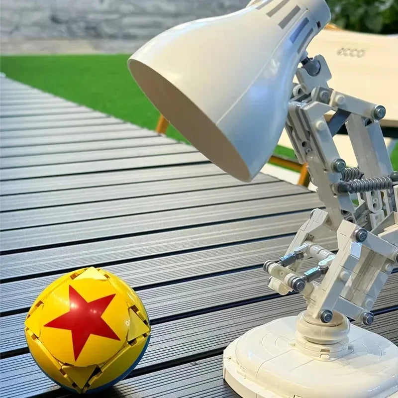 2025 BANGSHE 613-Piece Creative DIY Lamp Room Decor Building Blocks