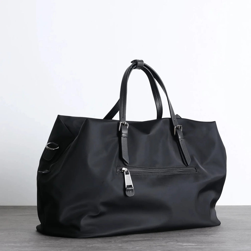 Stylish Nylon Duffel Bag 20-25L – Water Resistant & Versatile Travel Tote
