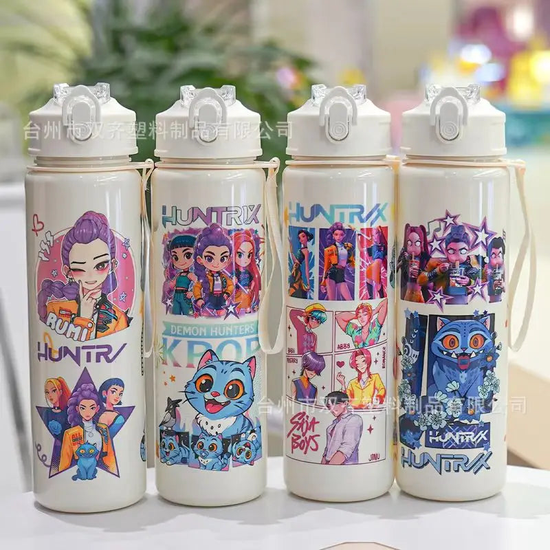 Cute 700ml Cartoon Print Water Cup with Straw - Perfect for Kids