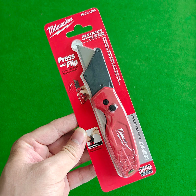 Milwaukee FASTBACK Compact Folding Utility Knife - Press & Flip Design