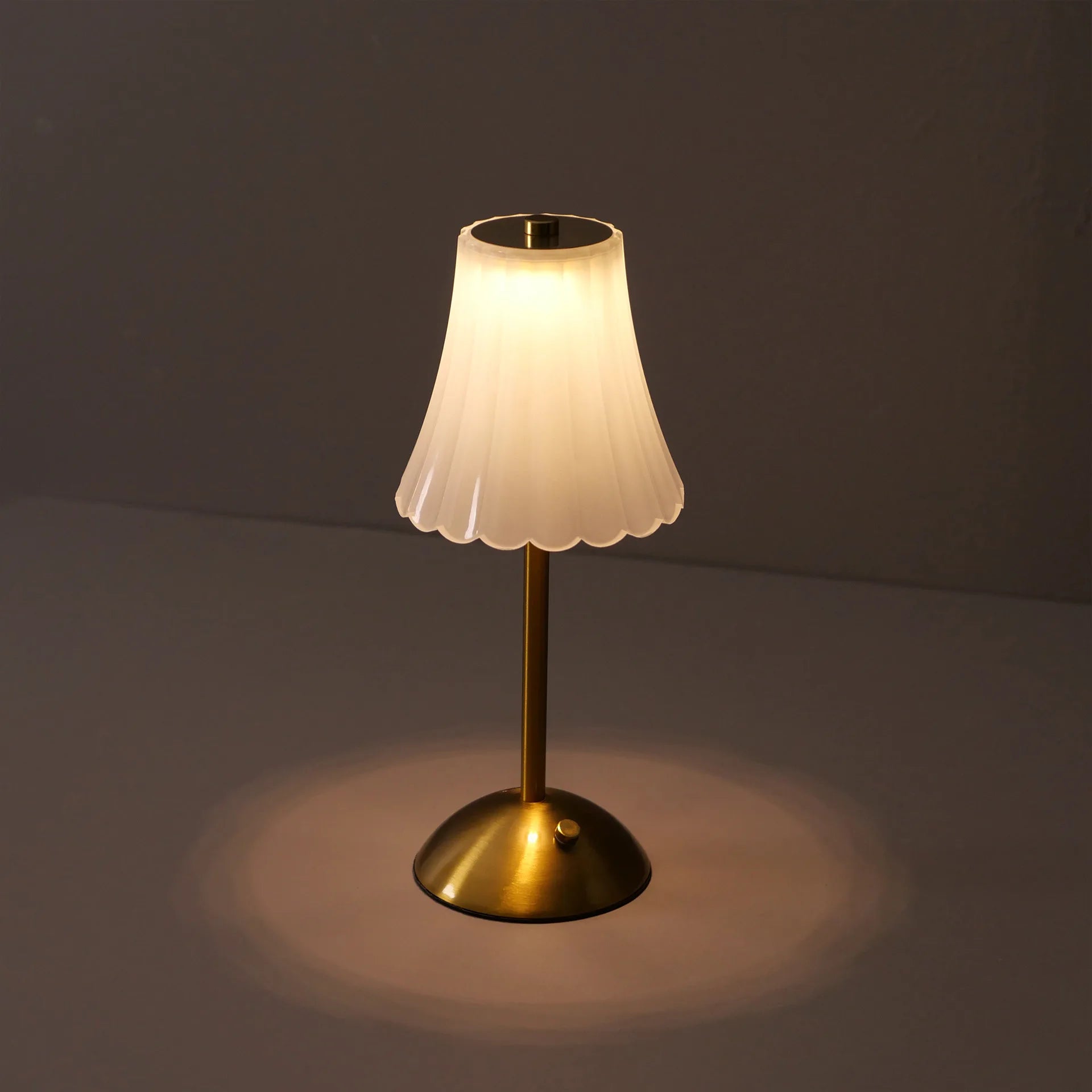 Modern Minimalist LED Table Lamp - Rechargeable and Dimmable Night Light