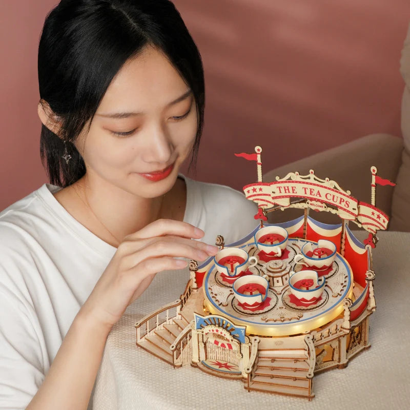 Robotime Tilt-A-Whirl Wooden Puzzle Toy - Fun 3D Building Kit