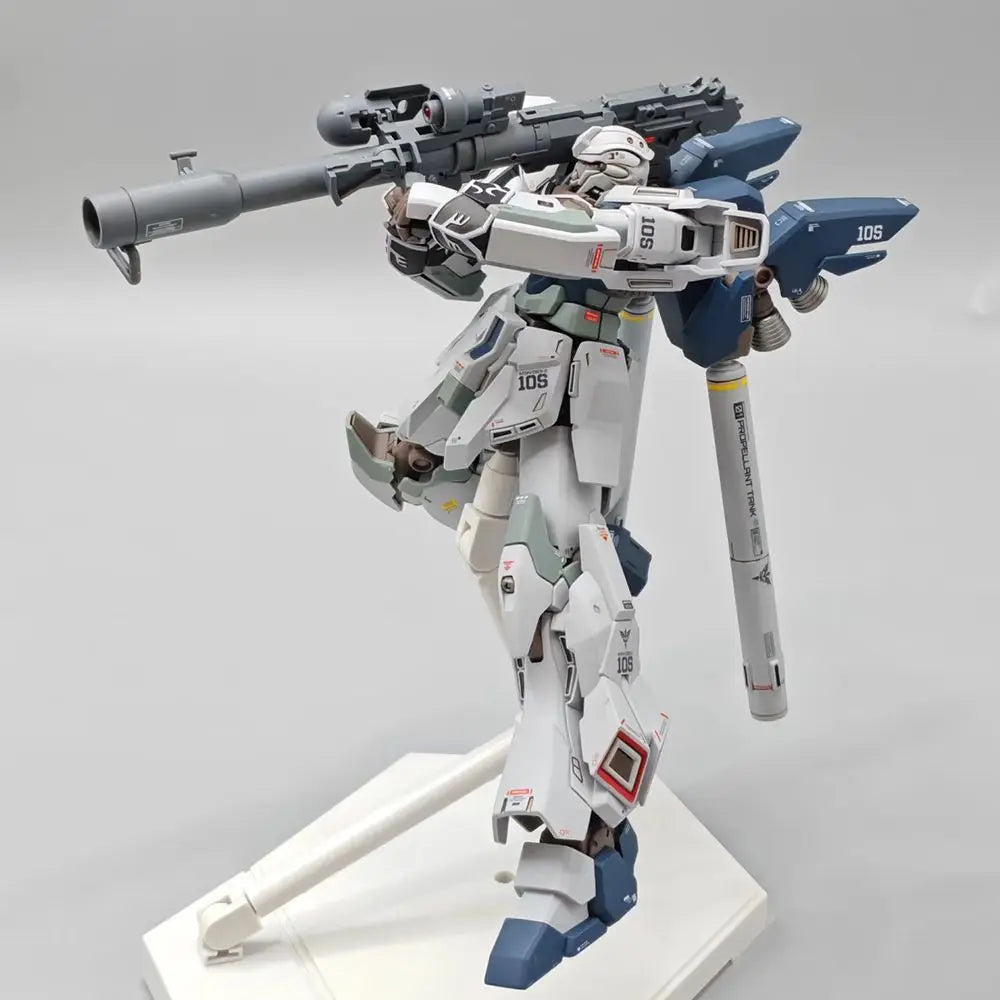 Bandai 1/144 Sinanju Model Kit - Dynamic Action Figure Collection