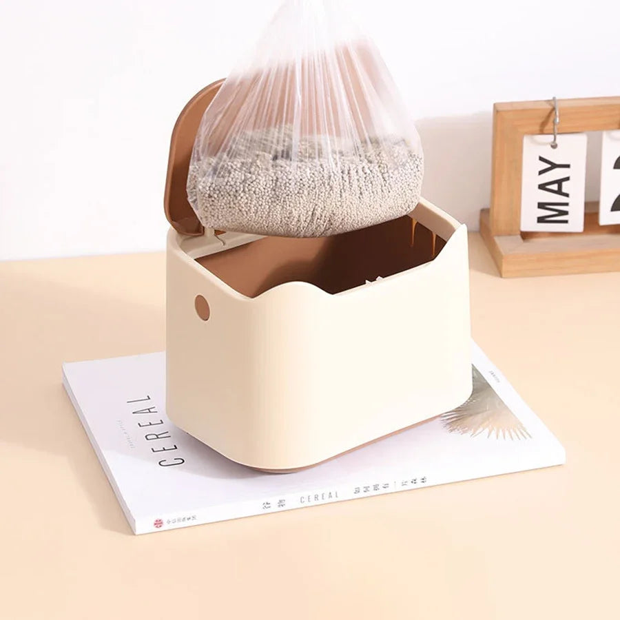 Portable Enclosed Cat Litter Box - Ideal for Medium to Large Pets
