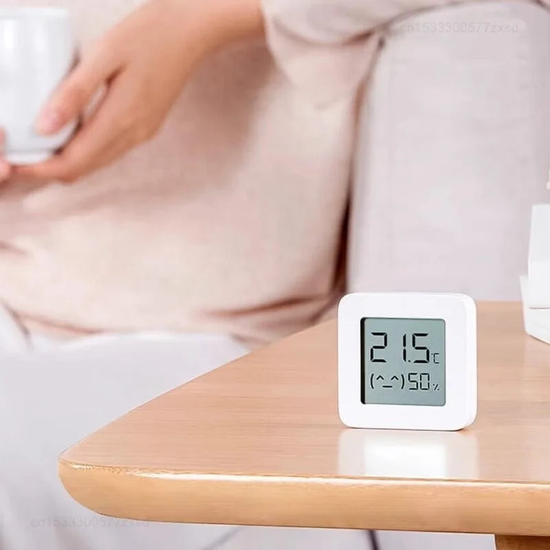 Mijia Bluetooth Thermometer 2: Smart Digital Hygrometer & Thermometer