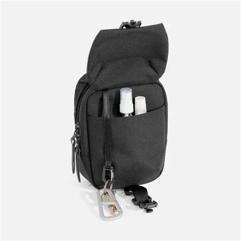 Water-Resistant X-Pac Nylon 2.4L Messenger Bag - Versatile Crossbody