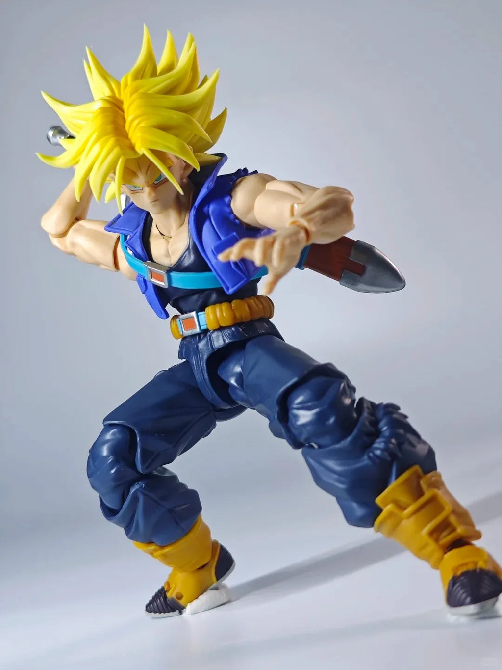Dragon Ball Z Super Saiyan Trunks Action Figure – Collectible Model