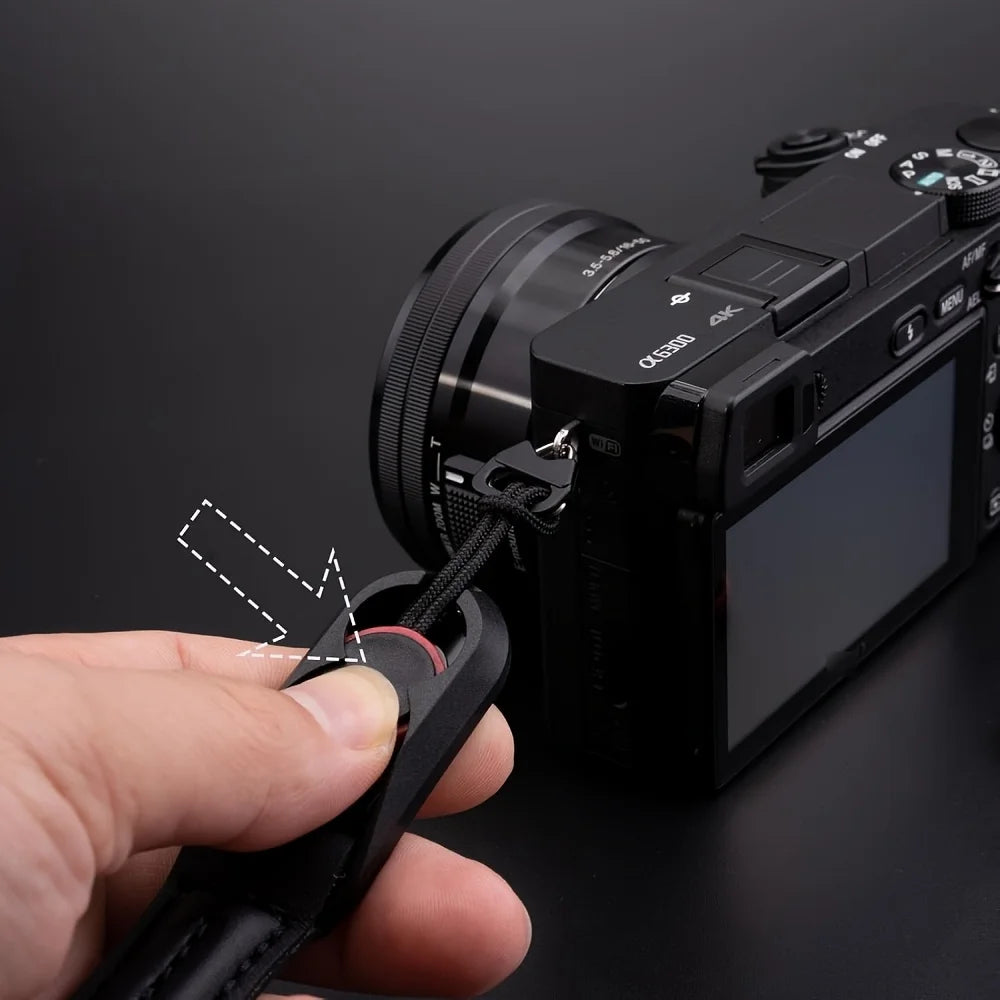 Adjustable Quick-Release Camera Strap for DSLR & Mirrorless Cameras