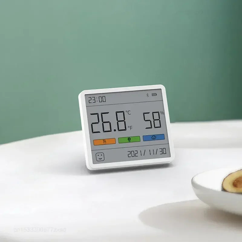 DUKA Atuman LCD Digital Temperature & Humidity Meter with Clock