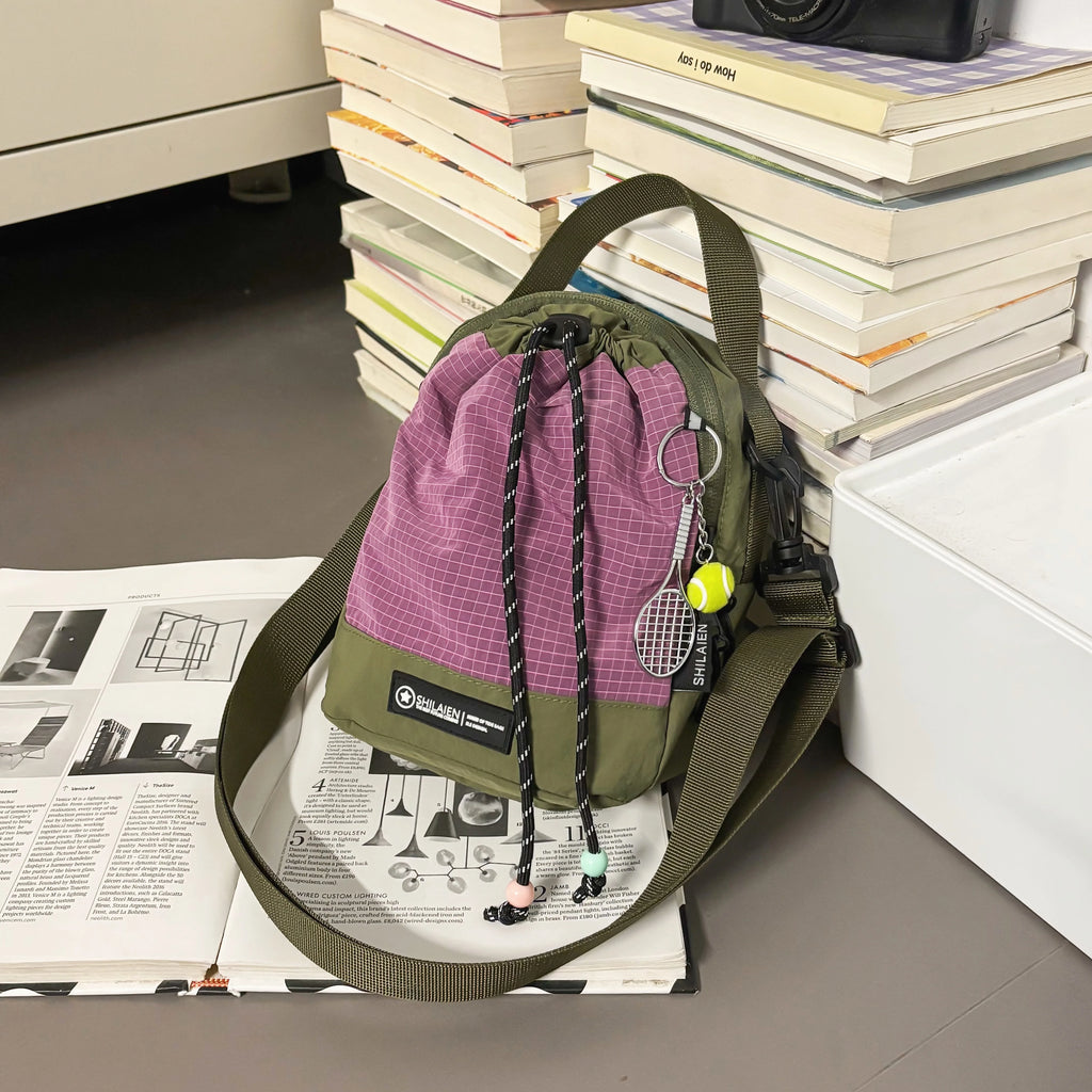 Stylish Lightweight Crossbody Bag for Outdoor Activities