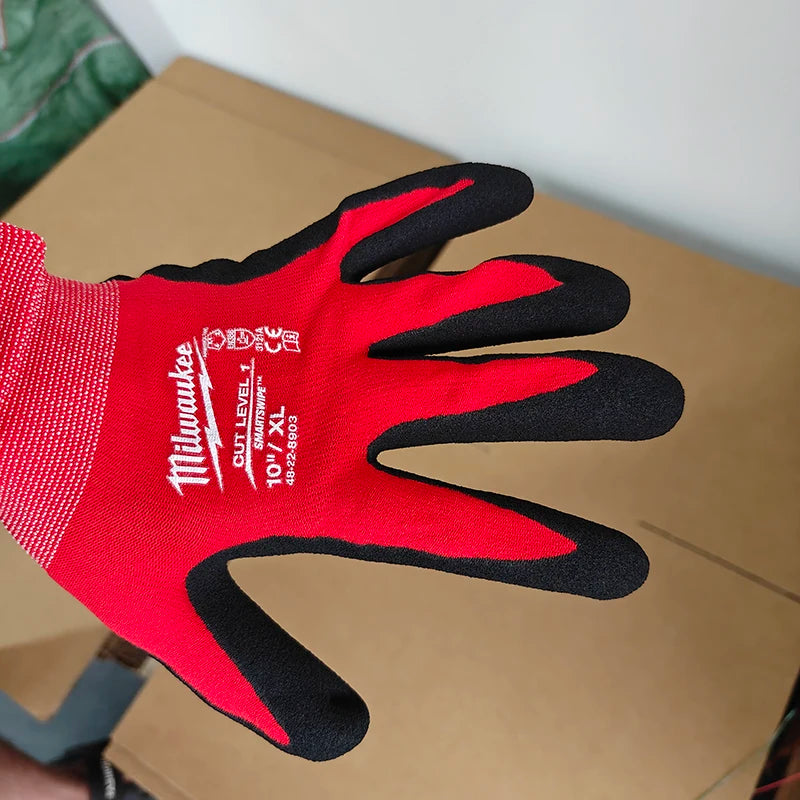 Milwaukee Cut Resistant Nitrile Work Gloves - Touchscreen Compatible