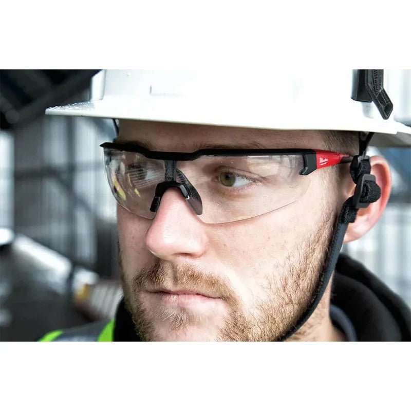 Milwaukee Safety Goggles - Anti-Fog, Scratch-Resistant, UV Protection