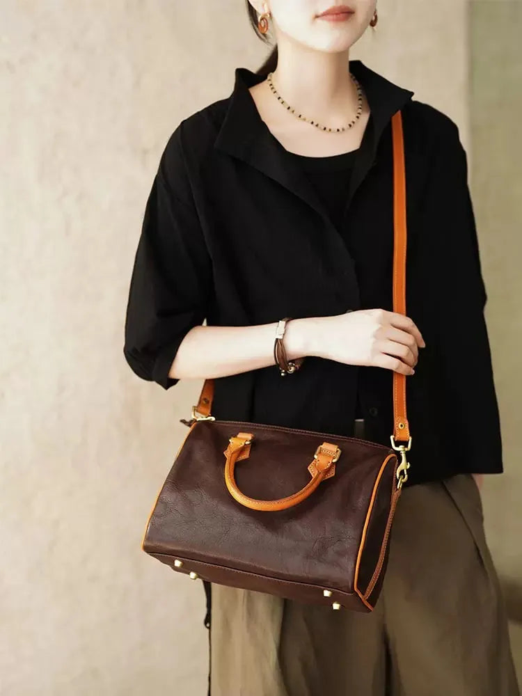 Elegant Leather Crossbody Purse for Commuting & Daily Use