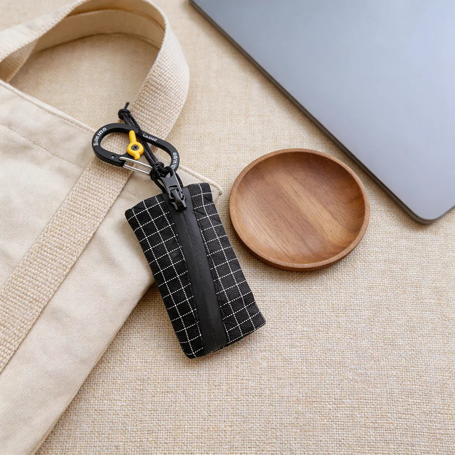Ultralight Trail Coin Pouch - Perfect EDC Holder for Travel